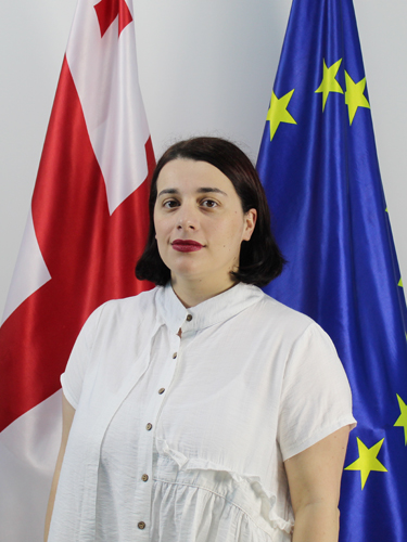 ანა ადამია